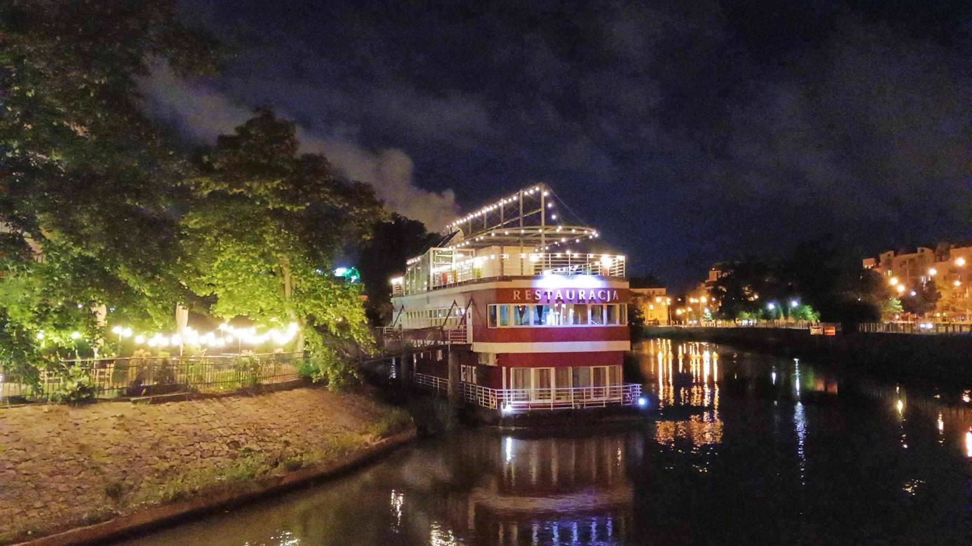 Great Polonia River Boat Apartments Wroclaw Bagian luar foto