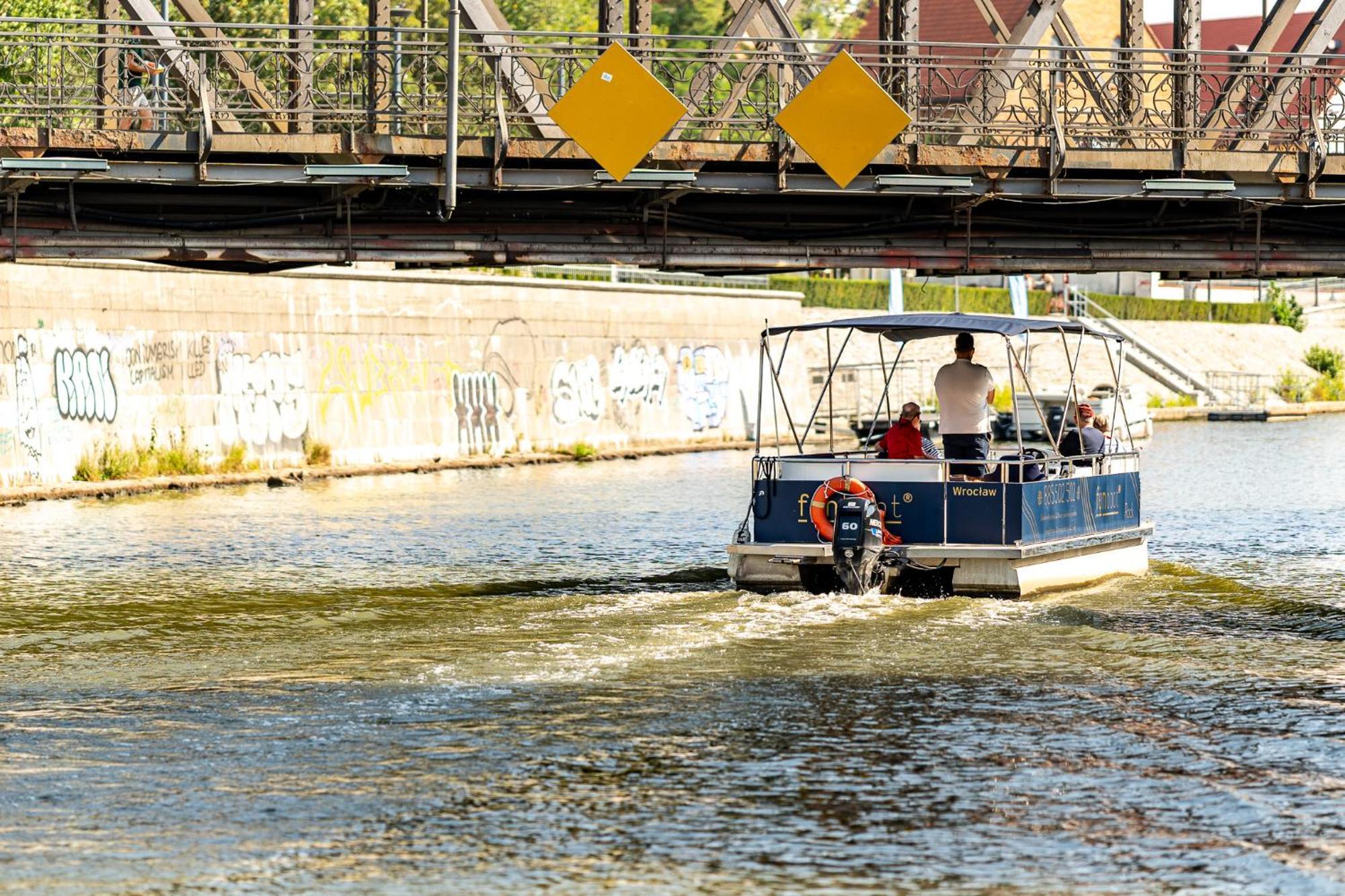 Great Polonia River Boat Apartments Wroclaw Bagian luar foto